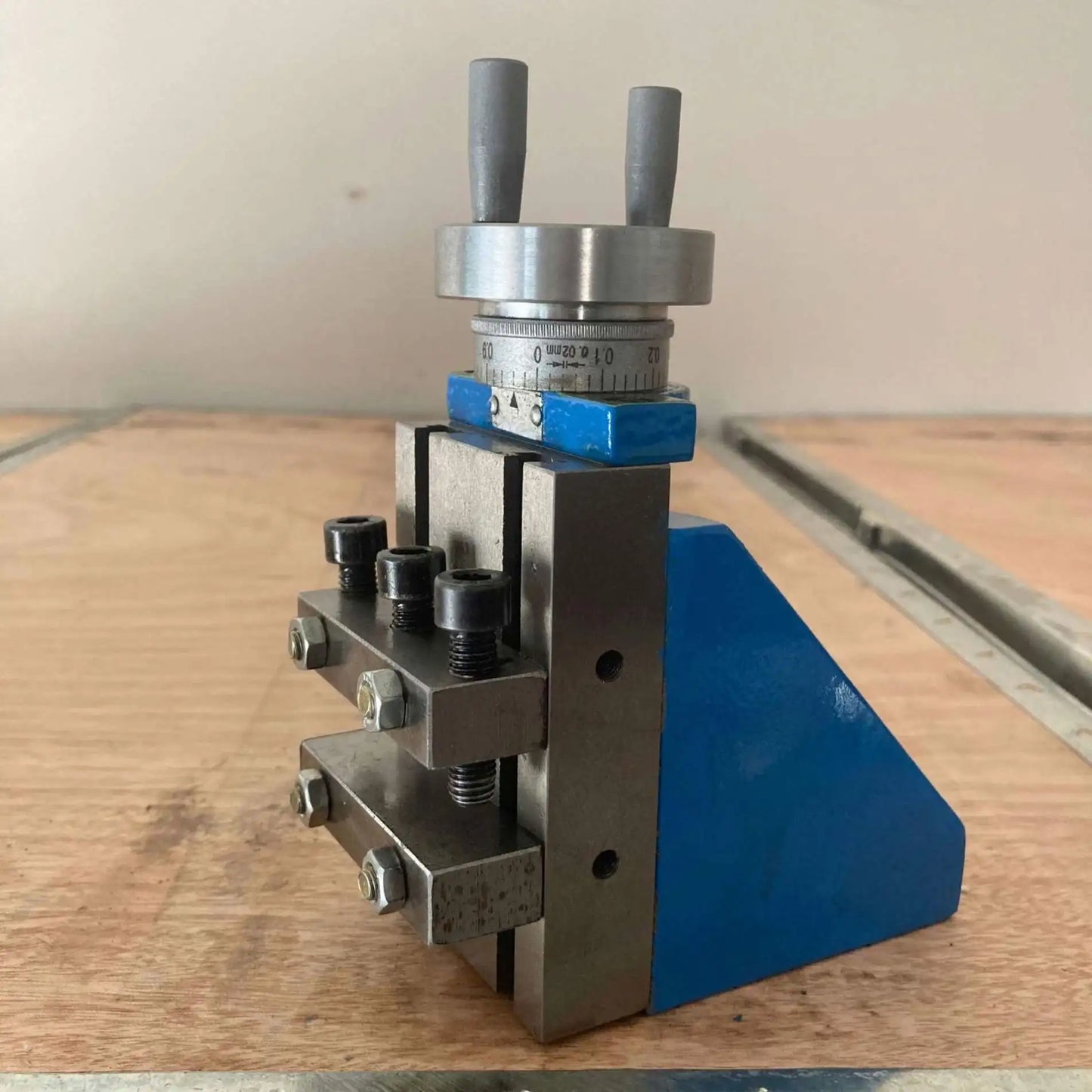 TEBAK WM210V Use Lifting Vertical Tool Holder Fixed Vertical Slides