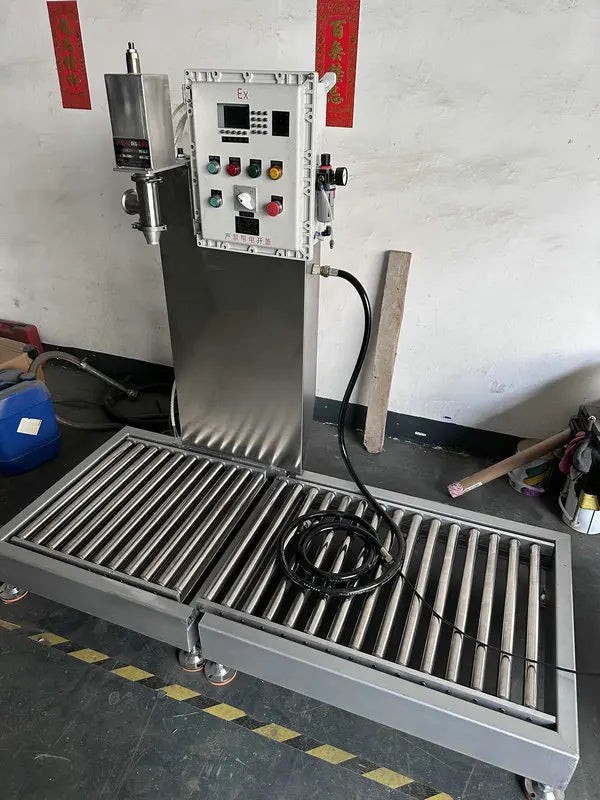 XSH-9 Semi-automatic Lifting and Lowering100/200/300KG Chemical Solvent Iron Drum Paint Coating Washing Liquid Filling Machine