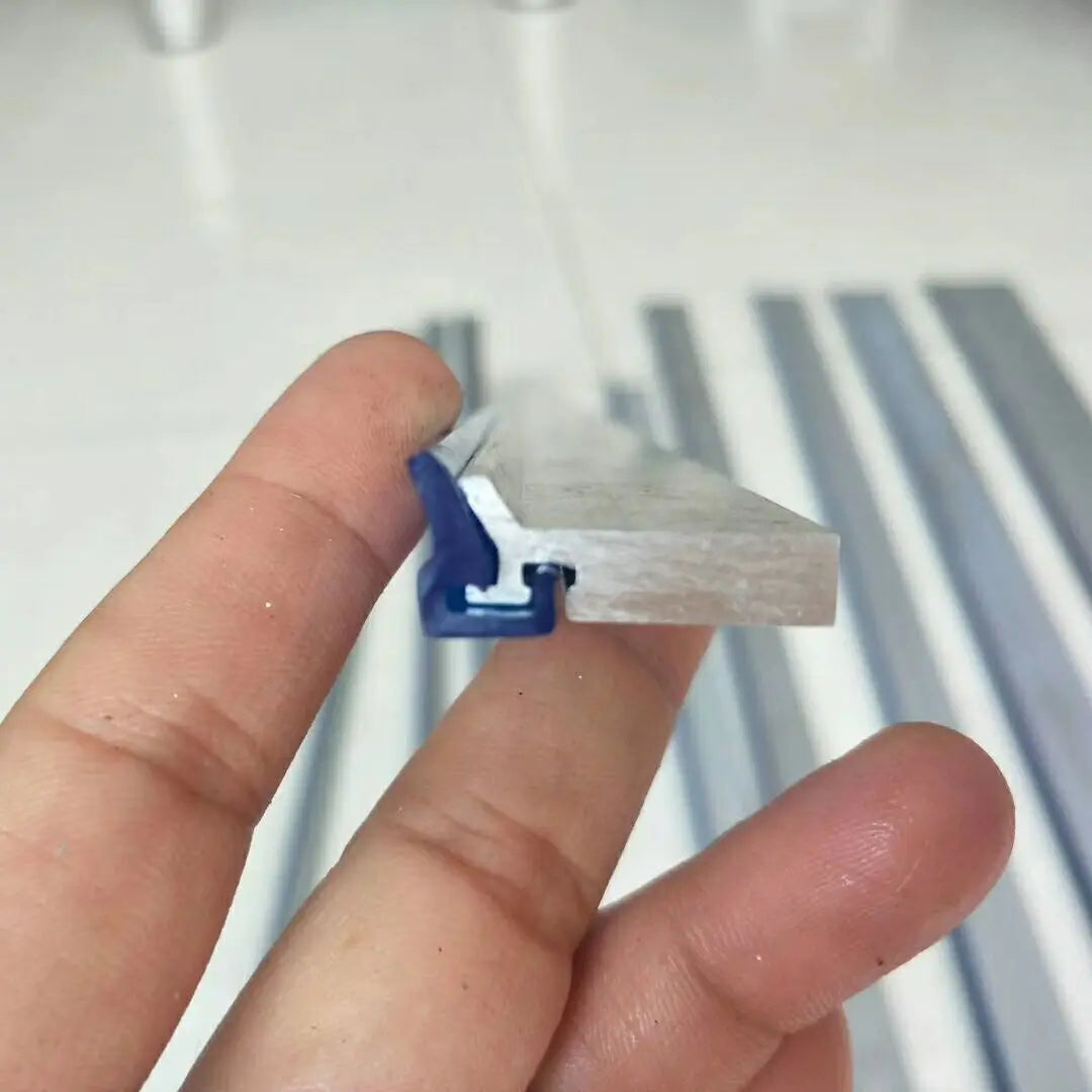 High-quality rail wipers Aluminum Encased Machine Way Wipers CNC Machine Liner Slide Way Wiper