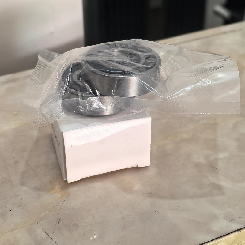 High Quality Ball Screw Bearing Deep Groove Ball Bearing Angular Contact Ball Bearing 7200-7207 Spindle Bearing H7005C-2RZ/P4