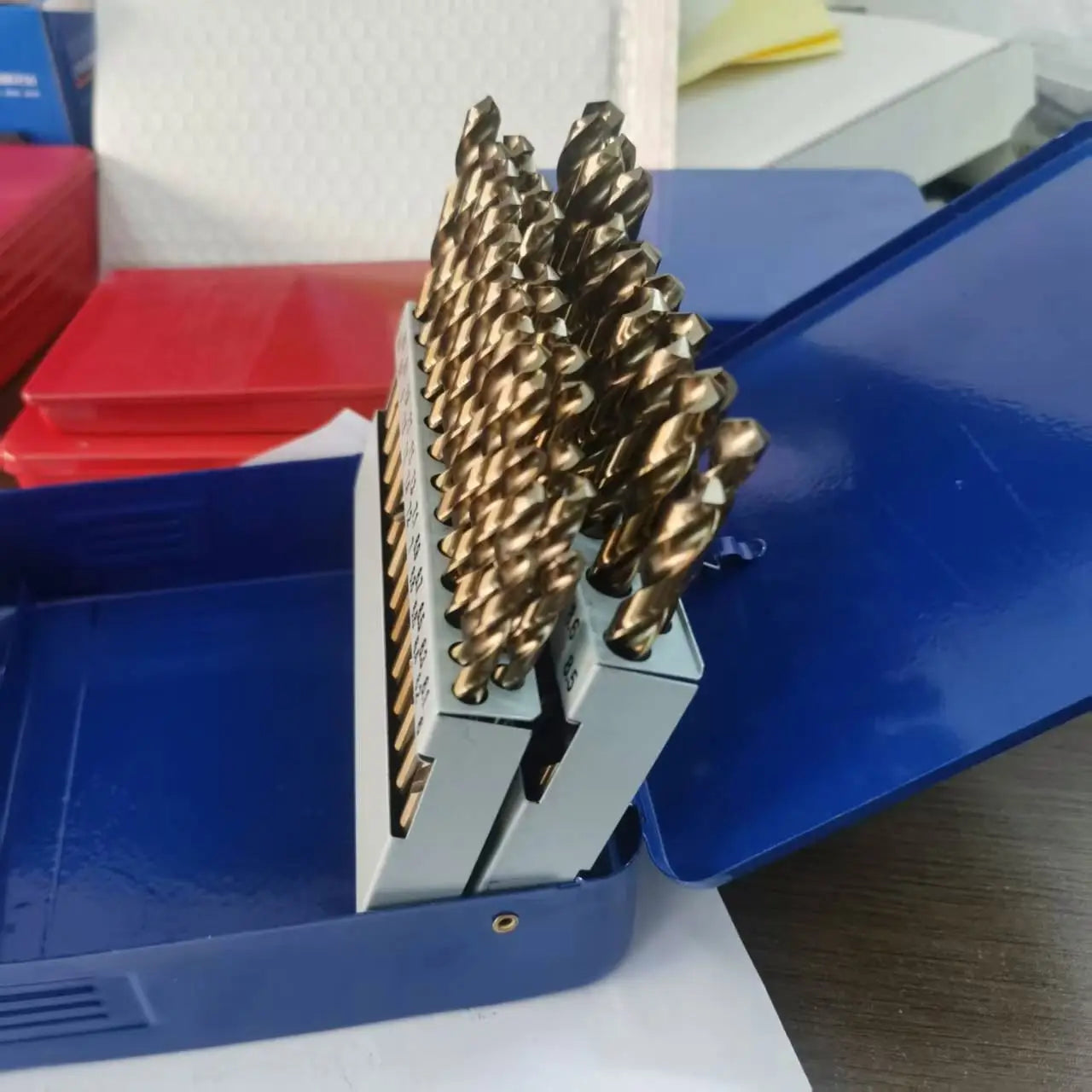 TEBAK Professional Metal Titanium 41 Pcs High Speed Twisted Drilling Fast Drilling Flute Twist Drill Bit Set