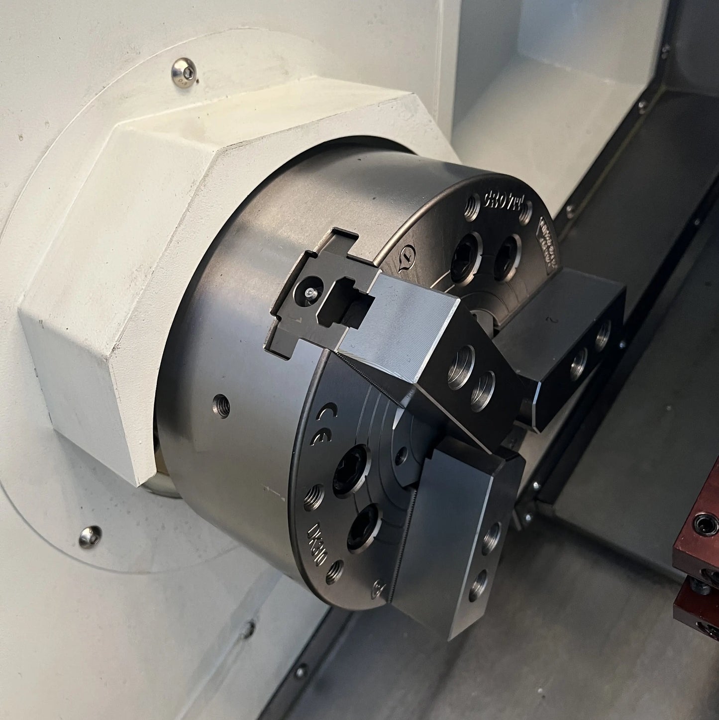 TEBAK Chinese Supplier New Fashion Industrial Vertical Automatic Tool Changer TCK56 CNC Lathe